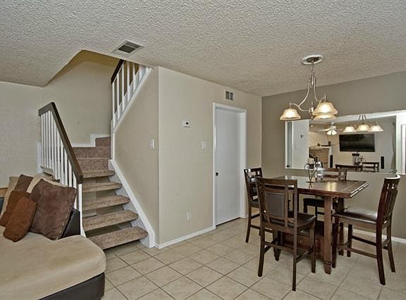 5th image of 14800 Enterprise Dr APT 9B