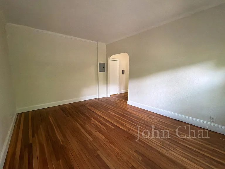 2051 Commonwealth Ave #5 — Photo 9