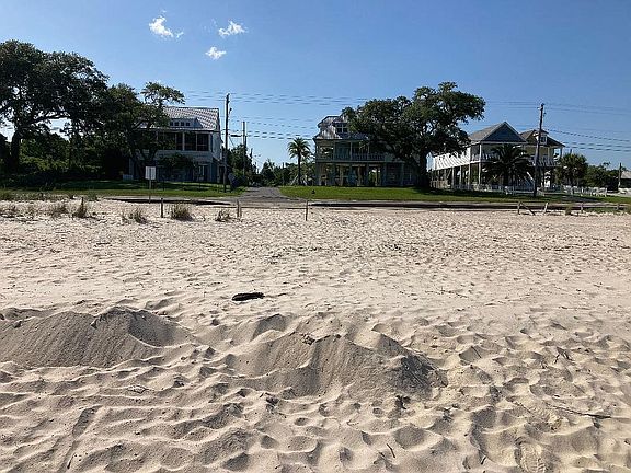 Waveland Beach at Favre St