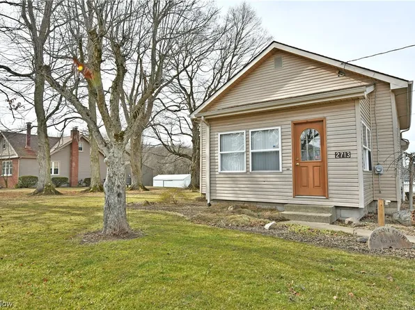 2713 Ridge Rd, Cortland, OH 44410