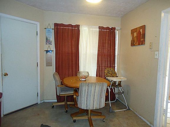5th image of 1114 Vang Ct