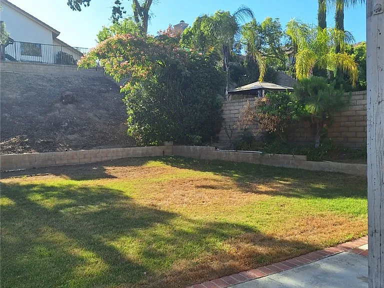 30427 Yosemite Dr — Photo 26