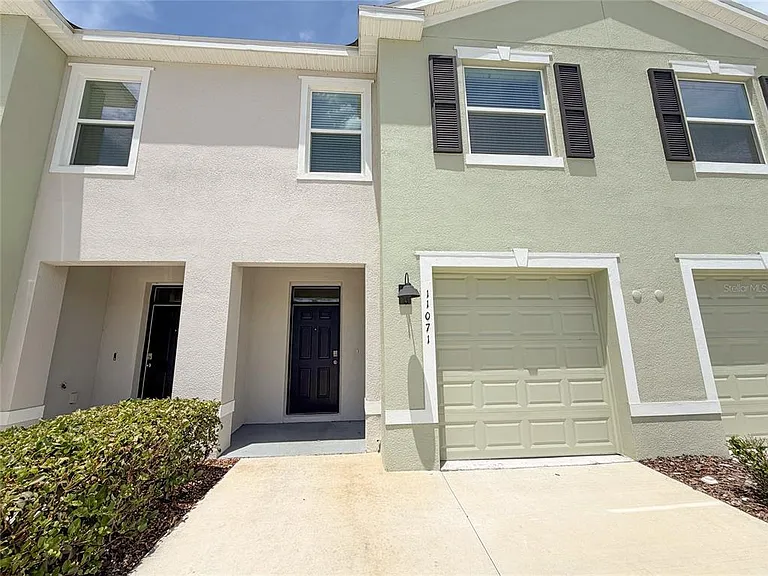11071 Crescent Deer Dr — Photo 1