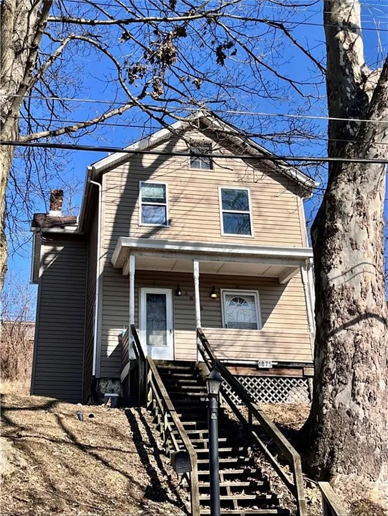 1 bed, 1176 sqft, $900 — Photo 1