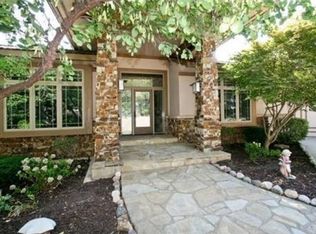 230 E Loch Lloyd Pkwy, Village Of Loch Lloyd, MO 64012