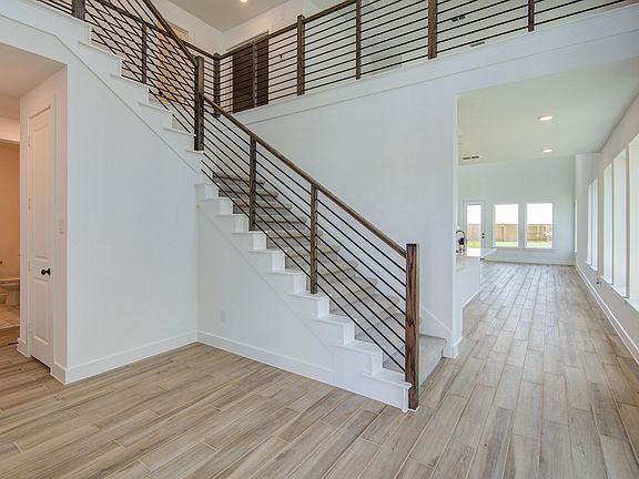 4th image of 21803 Fitzroy Manor Ln