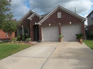 21 Palm Desert Dr, Manvel, TX 77578
