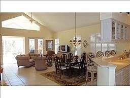4th image of 12830 Silverthorn Ct