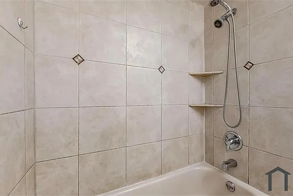 1137 Gannon Dr — Photo 3
