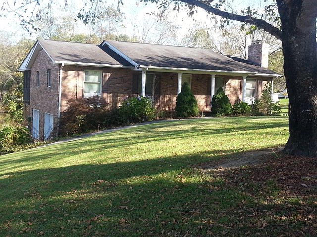 1st image of 247 Valley Cir