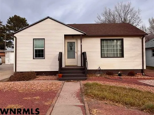 1830 P St, Gering, NE 69341