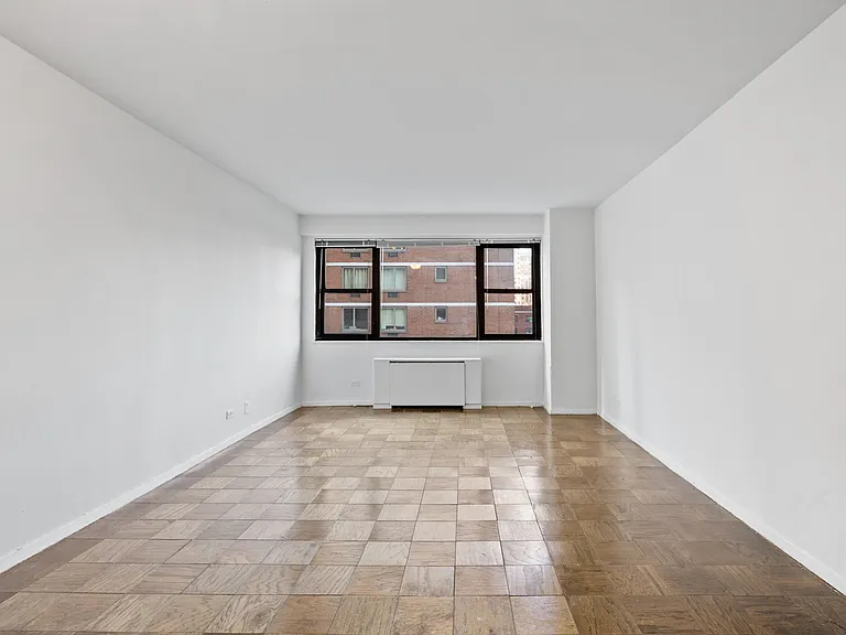 300 W 55th St #16K — Photo 5