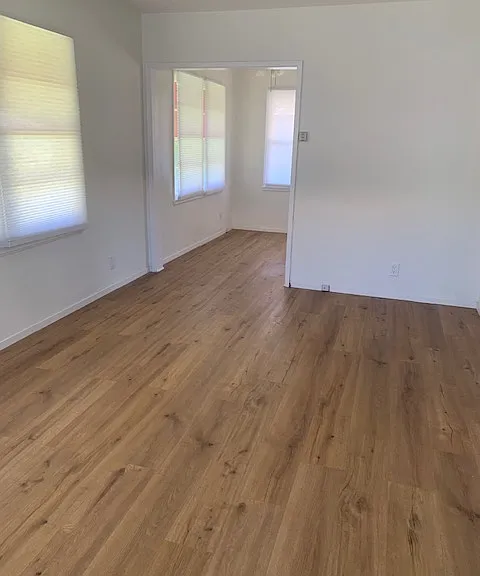 1507 Dixon St — Photo 5