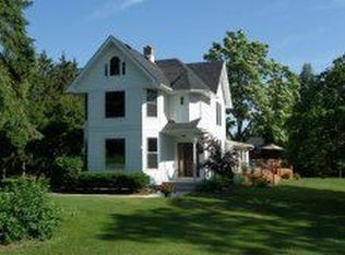 8430 12th St, Kenosha, WI 53144