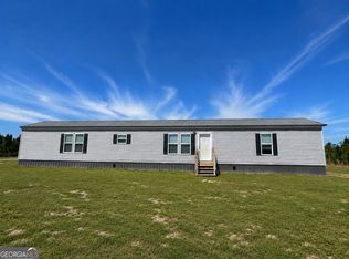 1153 Midway Church Rd, Baxley, GA 31513