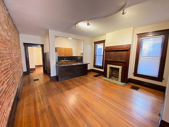 3rd image of 866 Dennison Ave #866