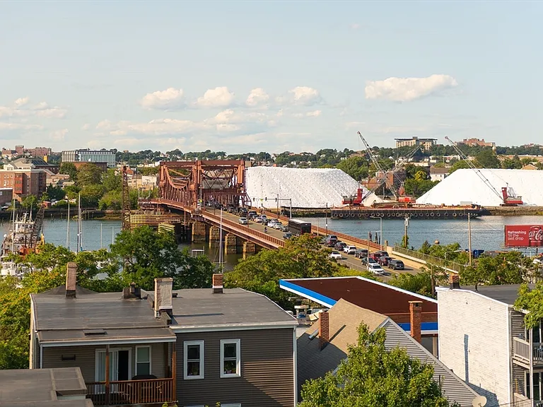 425 Border St #405 — Photo 18