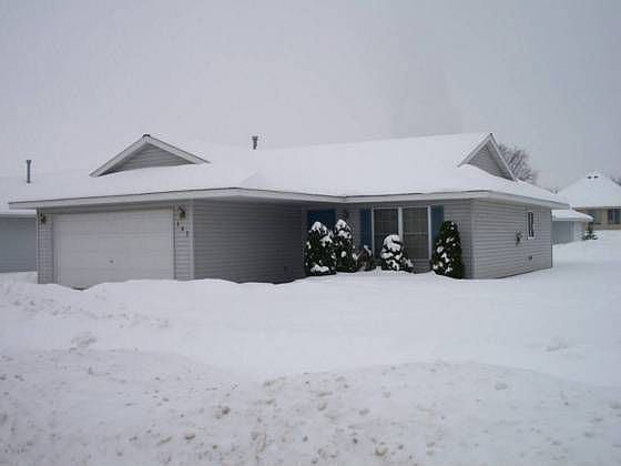 2nd image of 161 2nd St