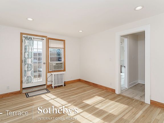5th image of 67-110 Clyde St #2