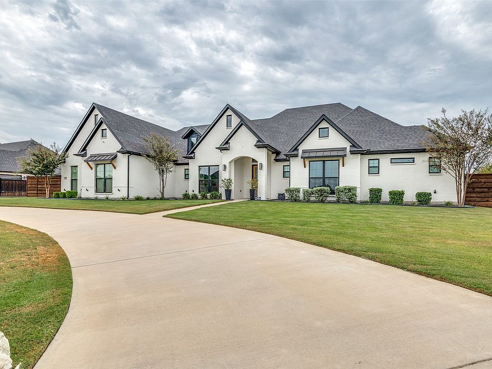 1st image of 5850 Harper Dr