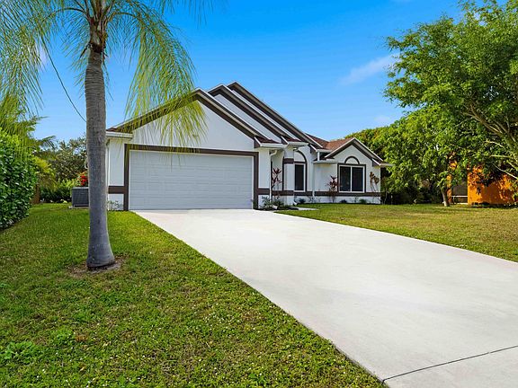 3rd image of 3031 SE Galt Circle