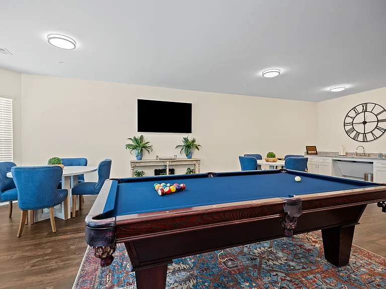 Oak Forest Pointe — Photo 19