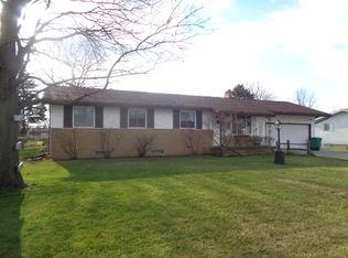 2952 Continental Dr, Bay City, MI