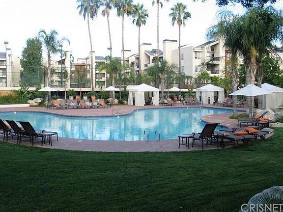 2nd image of 5515 Canoga Ave APT 323