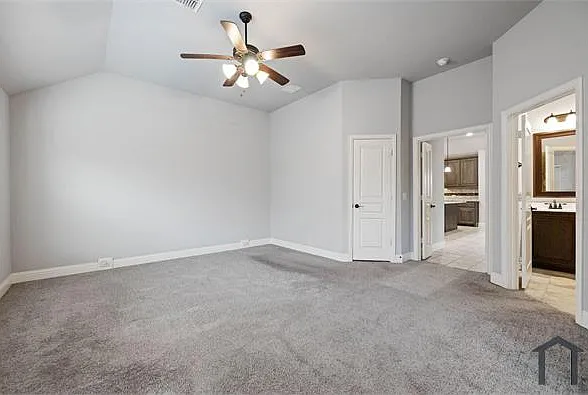 4228 Sweet Clover Ln — Photo 11