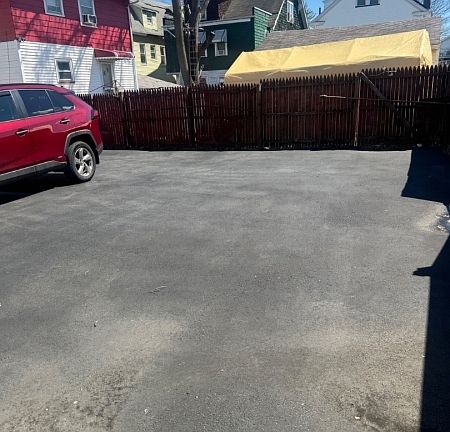 3rd image of 14 Helen Pl