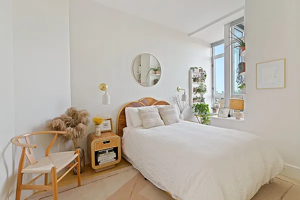 Sold by Corcoran | media 7