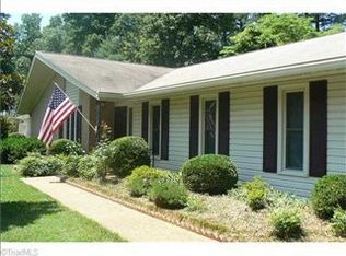 3030 Ormond Dr, Winston Salem, NC 27106