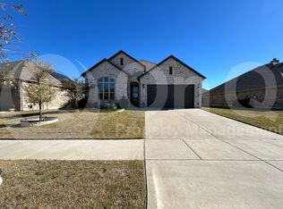 1764 Riviera Dr, Waxahachie, TX 75165