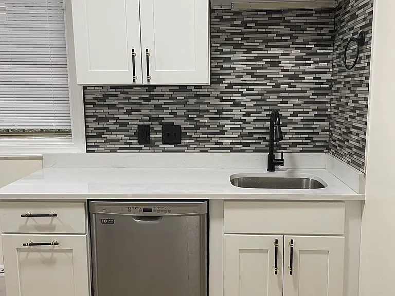 8 Ransom Rd #17 — Photo 1