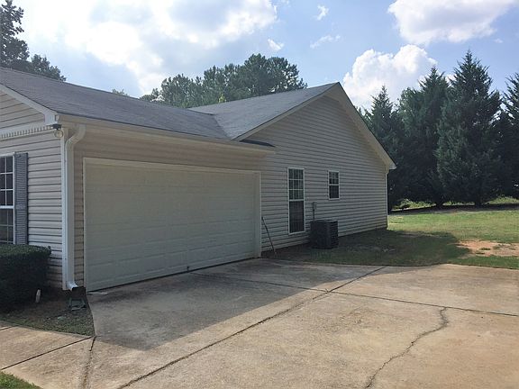 2nd image of 1340 Carney Ct