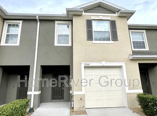 1264 Yellow Finch Dr, Davenport, FL 33837
