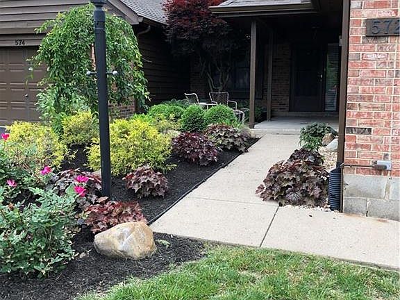 2nd image of 572 Cottingwood Ct
