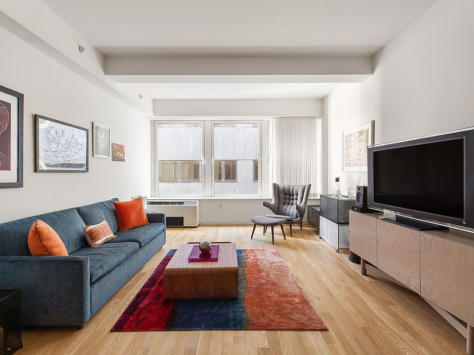 1st image of 90 William St APT 14C