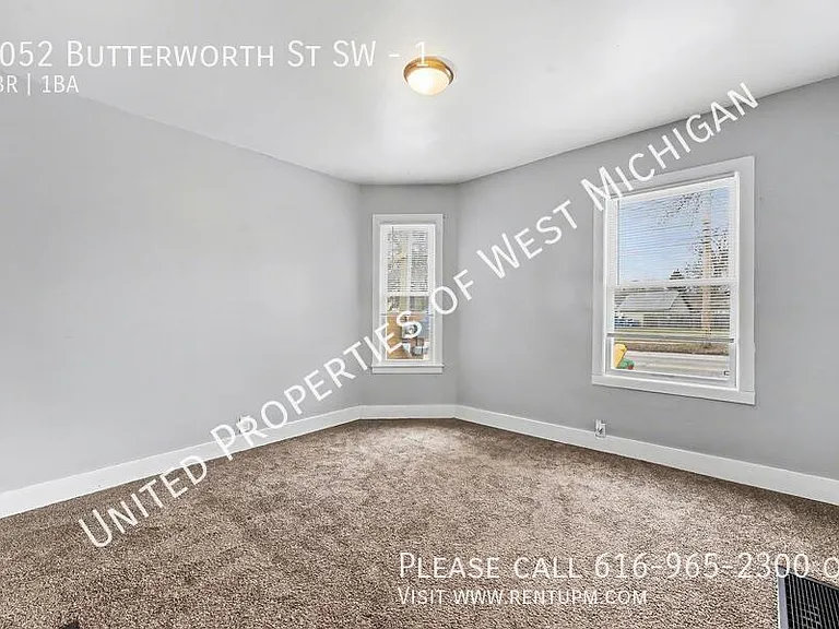 1052 Butterworth St SW #1 — Photo 12
