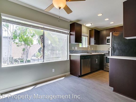 3rd image of 3038 Broadway APT 5