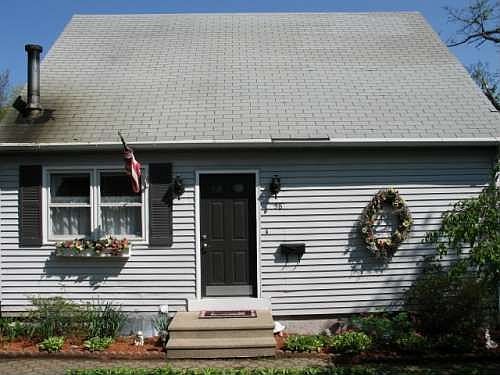 2nd image of 58 Overlook Ave
