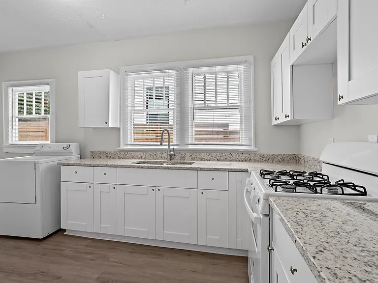 497 Rankin St NE #1 — Photo 13