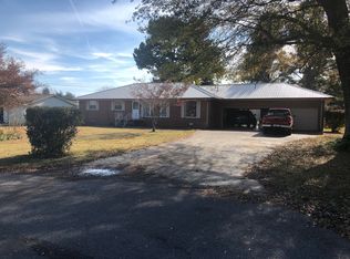 279 Ridgeland Dr, Mayfield, KY 42066