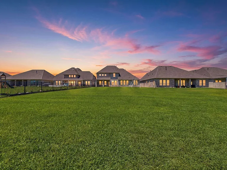 208 Peninsula Point Dr — Photo 47