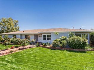 23830 Hatteras St, Woodland Hills, CA 91367