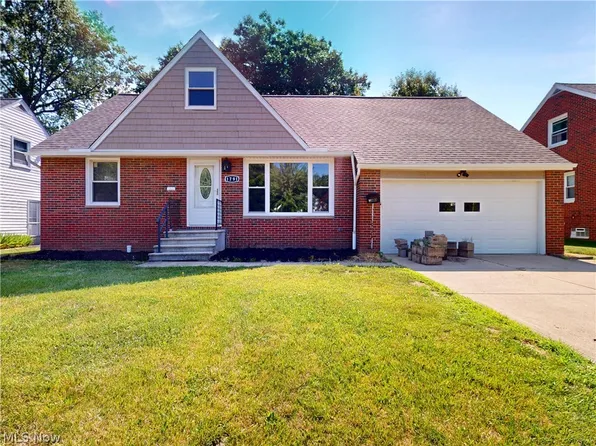 1791 Kapel Dr, Euclid, OH 44117
