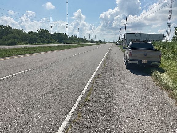 5th image of 41664 Highway 23
