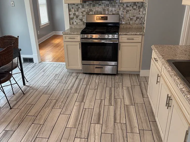 219 Stanley St #1 — Photo 1