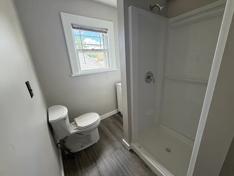 1447 Humbolt Ave — Photo 12