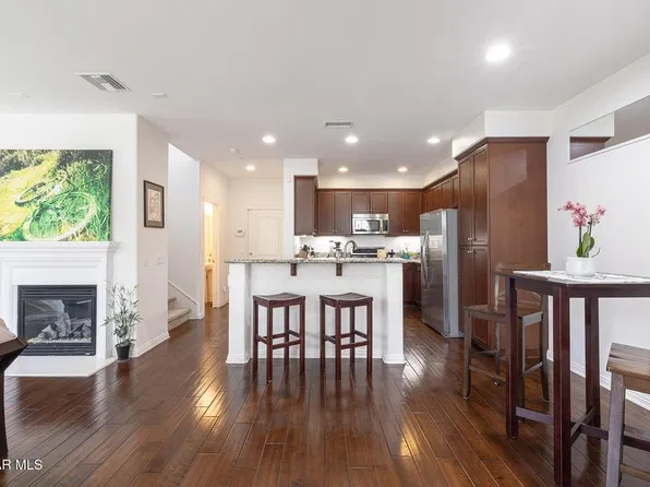 1513 Silver Shadow Dr, Thousand Oaks, CA 91320